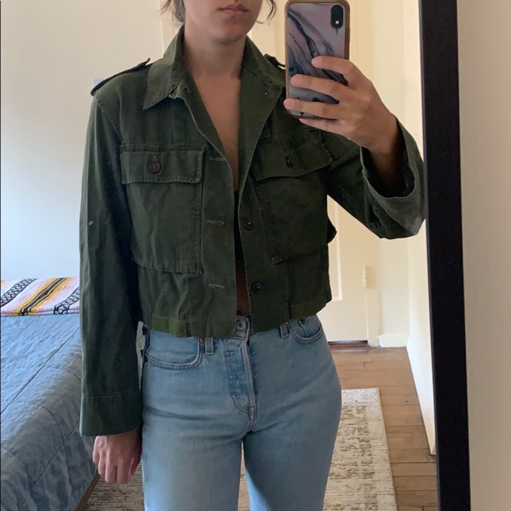 Vintage cropped army jacket